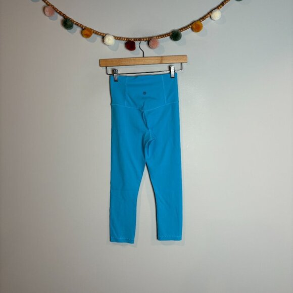 Athleta Ultra High Rise Elation Capri in Santorini Blue - Picture 4 of 6